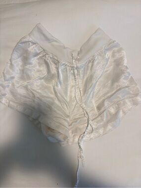 PJ Harlow Shorts - Pearl